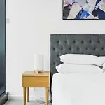 Huge 3bed 3bath Skyhigh View Brisbane
