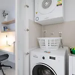 Blue Crush - Resort-Style Chic Near Cbd