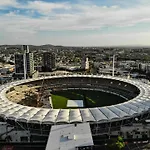 Spacious 2 Bedroom Apartment In Woolloongabba