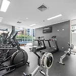 Hot In The 2bed-2bath-2car-study-pool-views Apartment