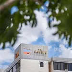 Luxe 3Br Apt With City Views, Car Park And Rooftop Pool