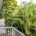 Modern 2Br Apartment Near Portside & Airport