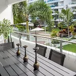 Apartment Riverside At Wateredge West End *
