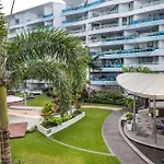 Riverside At Wateredge West End