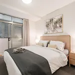 Apartment Private Oasis 3bed-2bath-1car - 5mins To Cbd