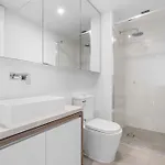 City Escape With Balcony & Resort-Style Amenities