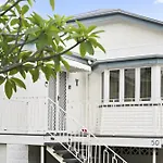 Spacious Family Home With Garden In Quiet Suburb