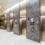 Skyline Serenity - Level 62 With Stunning Views!