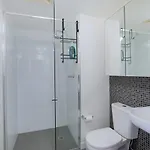 Boundless Horizons - Stylish Comfort & Views