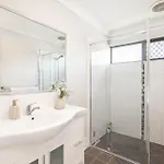 Smart Self Check-in - Rocklea Station S Apartment