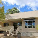 Quality Hotel Robertson Gardens