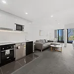 38 High St - Premium Executive In Heart Of Toowong