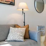 1br In Queen's Wharf Lv 29 With Sofa Bed And Carpark