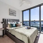 1br In Queen's Wharf Lv 29 With Sofa Bed And Carpark Brisbane
