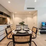1br In Queen's Wharf Lv 29 With Sofa Bed And Carpark * Brisbane