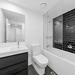 Dreamy 2br Escape Framed By And Art Brisbane