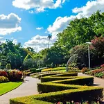 Quay To The City! Spacious, Stylish, Central