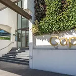 Skyline Serenity Newstead