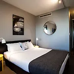 Ridge Apartment Hotel