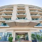 Cosmo Aparthotel