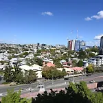 Shafston Service Apartment