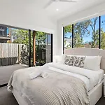 Holiday home Sunhaven Escape Three Storey Comfort For Families Brisbane