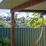 Holiday home 3br Family House In Sunnybank Hills With Free Parking - Near Bne