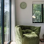 Cassa Aura Place - Modern 4br Homes Brisbane