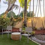 Tropical Tranquility Spacious Family Leafy Oasis