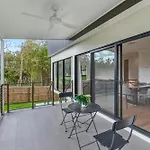 Cassa Aura Place - Modern 4br Homes * Brisbane