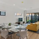 Holiday home Cassa Aura Place - Modern 4br Homes Brisbane