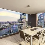Amazing 2bed-2bath-1car-balcony-views - Cbd * Brisbane