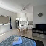 Studio Room *