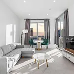 Serene 1Br Escape In South Brisbane