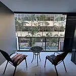 Sunny 1Br In South Bank Great Location