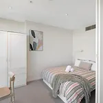 Sky-High Landmark River & Bay View 2Br Cbd Free P