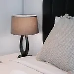 Sky Tower Elegance Balcony Gym Pool And Cbd Access Apartment *