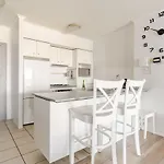 River View With Pool, Carpark & Gym Apartment Brisbane