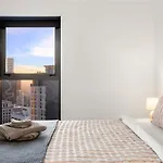 Apartment Amazing 2bed-2bath-1car-balcony-views - Cbd