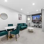 The Arthouse Nest Serene 1br Living