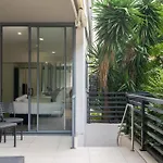 Best Location 2-Bed With Gym Pool 7-Min From Cbd