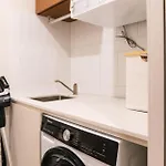 Apartment Stylish Twin Q Beds Sleep 4 Budget Friendly *
