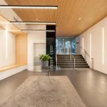Best Location 2-Bed With Gym Pool 7-Min From Cbd