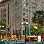 Manor Apartment Hotel