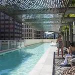Oaks Brisbane Aurora Suites