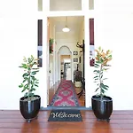99 Kirkland Bed & Breakfast