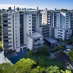 Inn On The Park Apartments