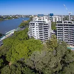 Inn On The Park Apartments