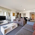 Oaks Brisbane Mews Suites