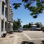 Hampton Court Apartments